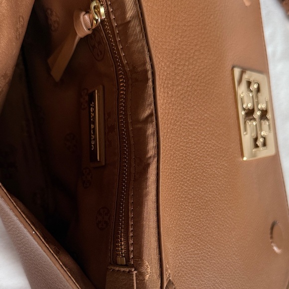 Tory Burch Tan Leather crossbody / clutch - Picture 5 of 6